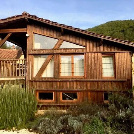 Holiday home Esparoutis *