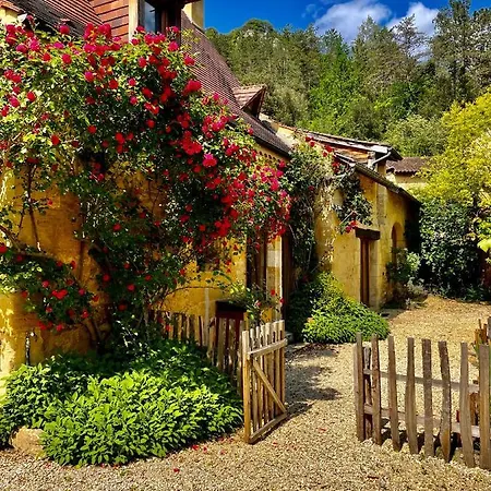 Esparoutis Hébergement de vacances *