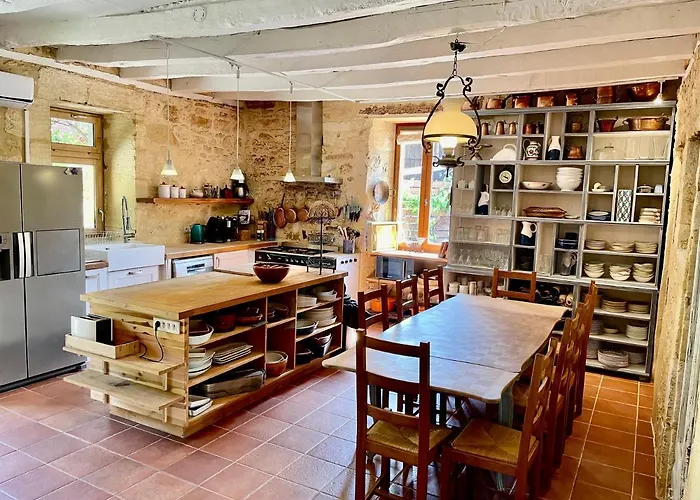 Esparoutis Feriehus *