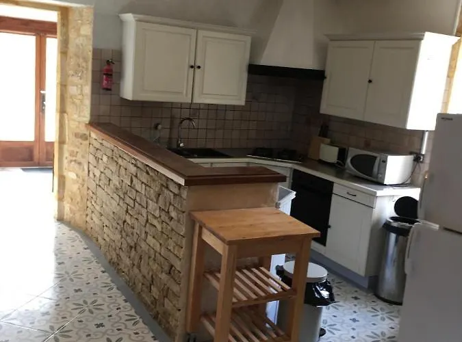 Esparoutis Feriehus *